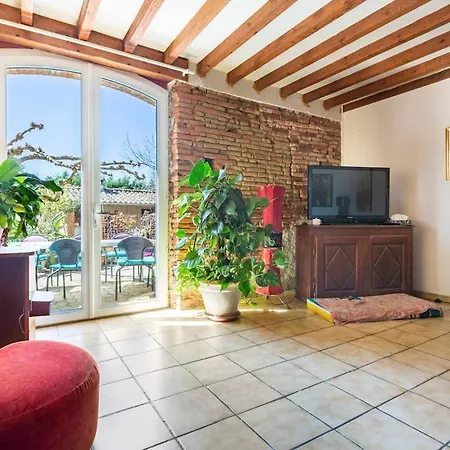 Bed & Breakfast Escapade Dans La Campagne Toulousaine