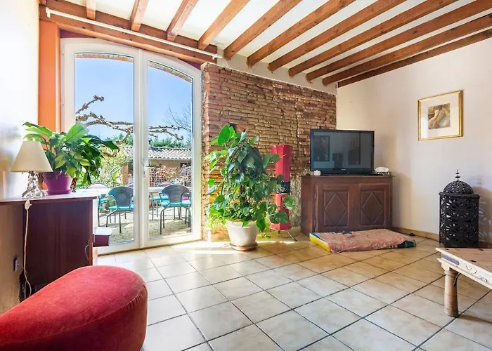 Bed & Breakfast Escapade Dans La Campagne Toulousaine